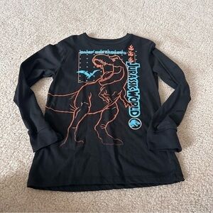 EUC Little Boys Jurassic World Long Sleeved Graphic T-Shirt!